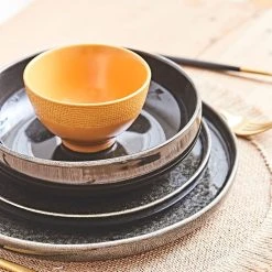 Home Déco Factory Assiette Plate En Grès Noir D26cm -Côté Table Store 11e10 amb rentree2021 0832 hd