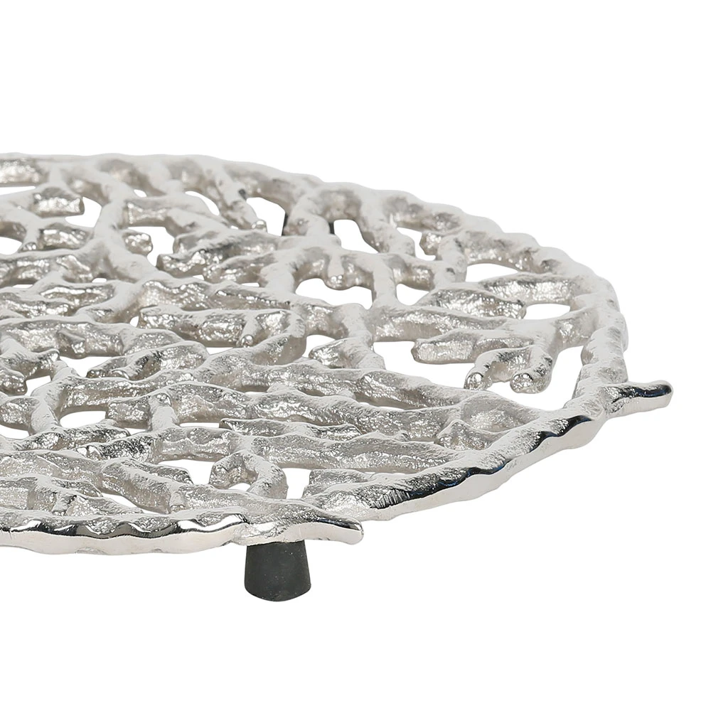 Côté Table Dessous Plat Coral Gris Argente En Aluminium 4 Côté Table Dessous Plat Coral Gris Argente En Aluminium – Image 2