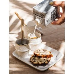 Chabi Chic Tasse Blanche, Liseré Doré D7.5xh7cm - Beldi Empreinte 8 Chabi Chic Tasse Blanche, Liseré Doré D7.5xh7cm - Beldi Empreinte -Côté Table Store 646136 FRN03 WEB