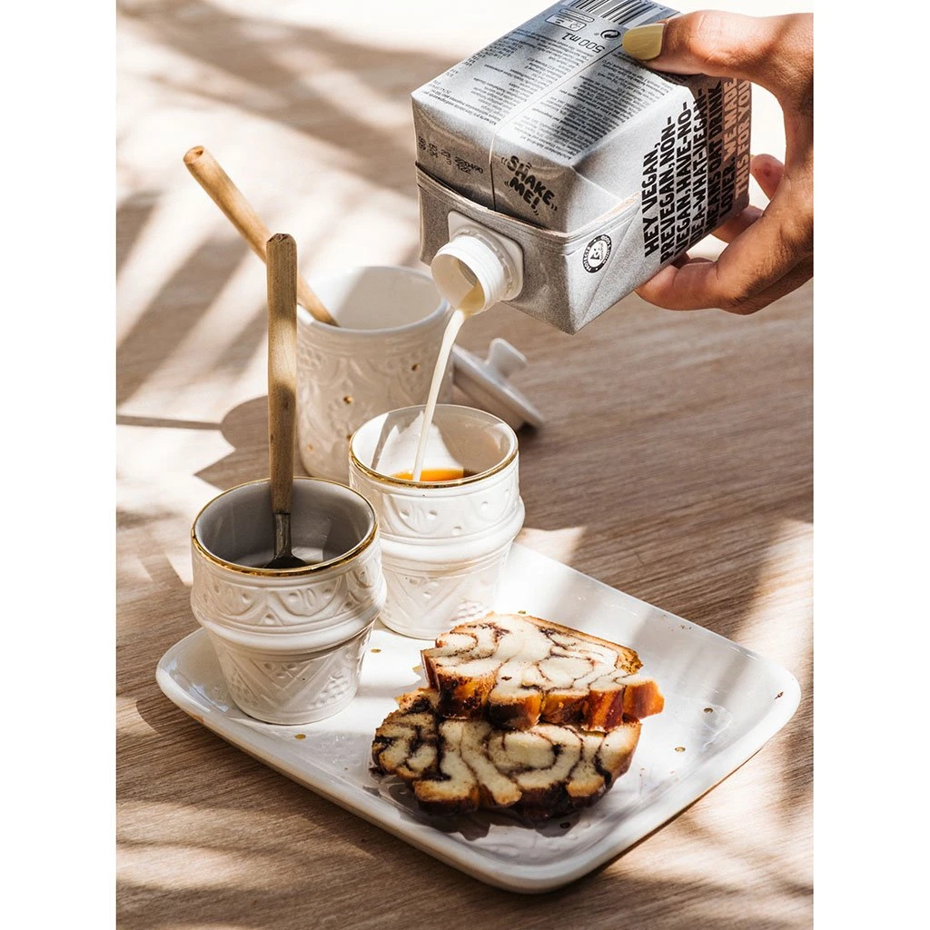 Chabi Chic Tasse Blanche, Liseré Doré D7.5xh7cm - Beldi Empreinte 5 Chabi Chic Tasse Blanche, Liseré Doré D7.5xh7cm - Beldi Empreinte – Image 3